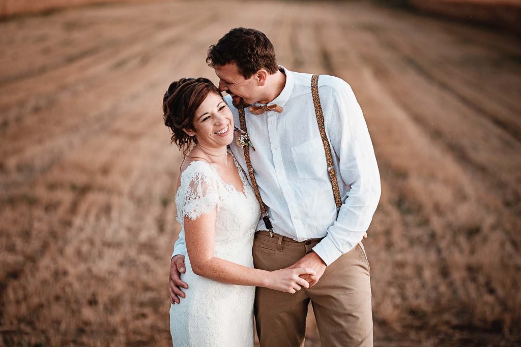 Mariage estival dans les champs d'Alsace-photographe-mariage-alsace